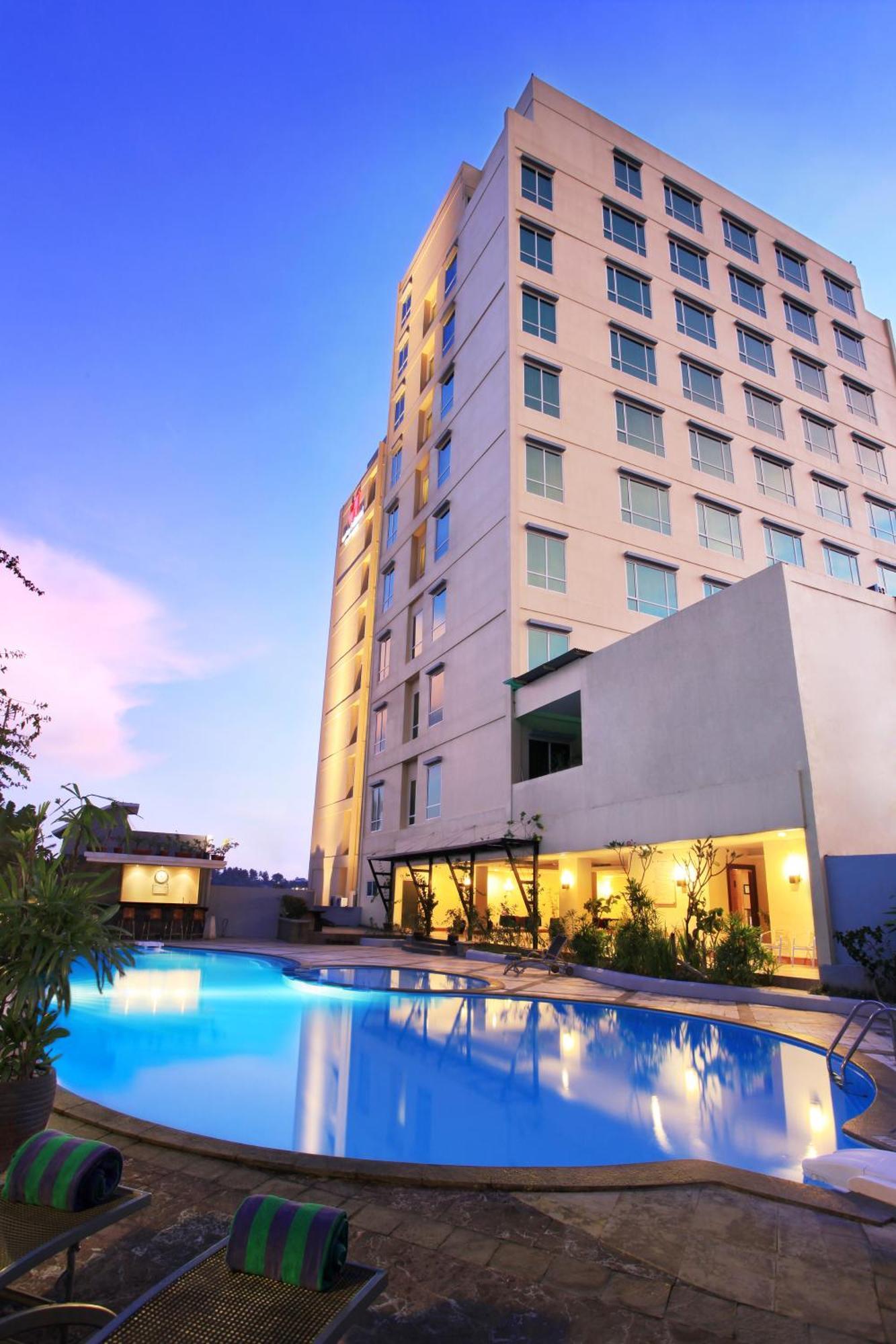 Swiss-Belhotel Maleosan Manado Eksteriør bilde